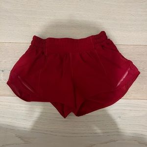LULULEMON: Hotty Hot 2.5 Shorts, Color:Red, Size:4